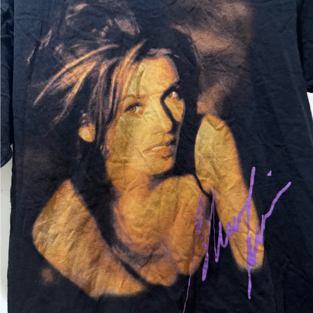 Women’s Urban Outfitters Shania Twain 90s Photo Short Sleeve T-shirt, size M